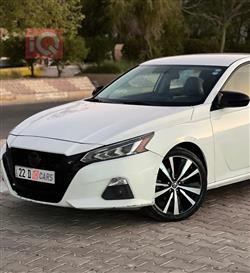 نیسان ئەلتیما